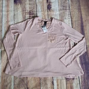 Long Sleeve Vneck